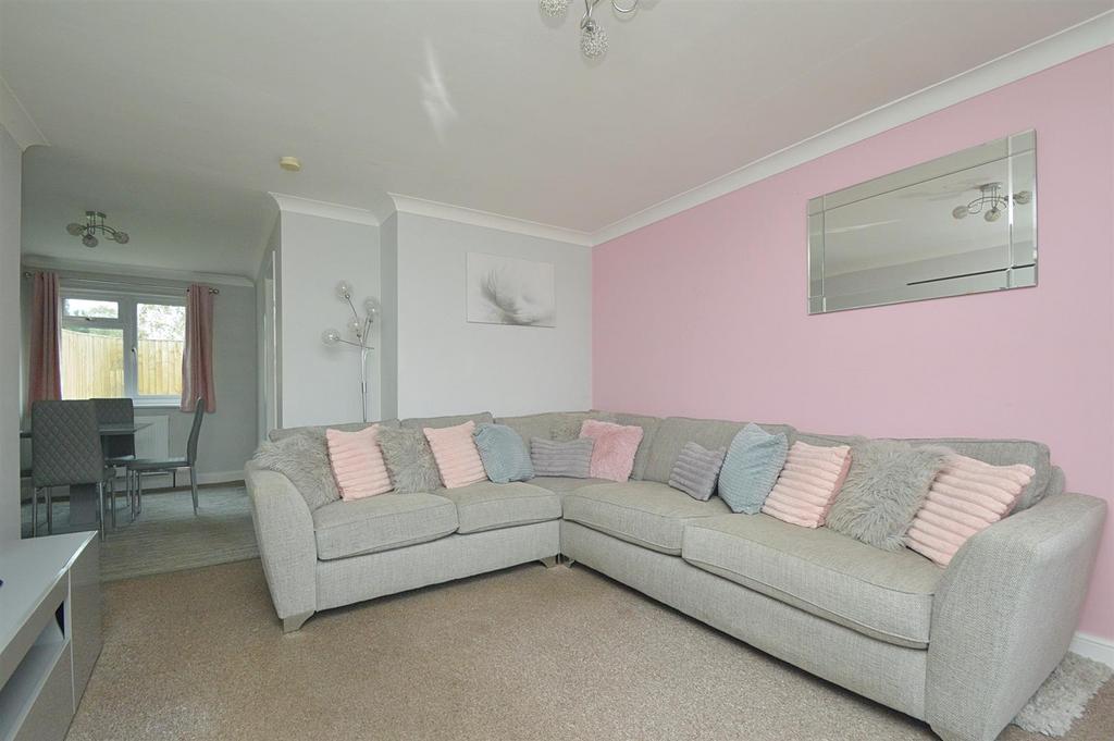 Resized Lounge2.jpg