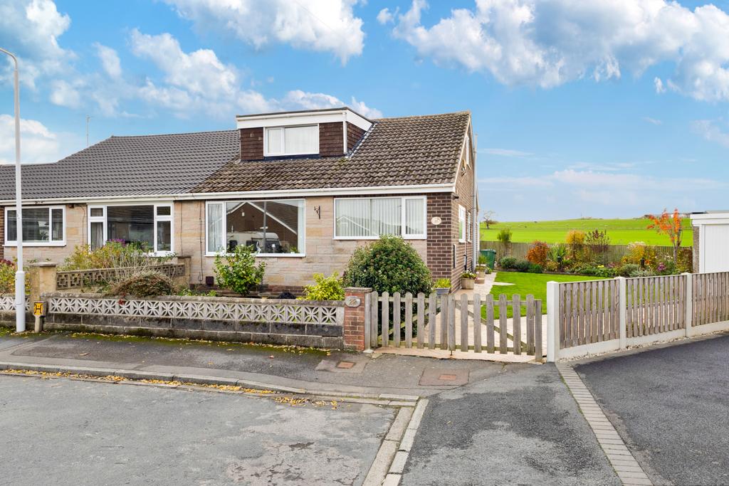 3 Bedroom Semi Detached Dorma Bungalow for Sale
