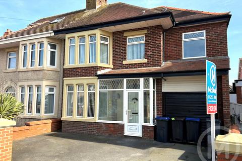 4 bedroom semi-detached house for sale, Wilvere Drive, Norbreck