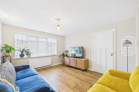 4 bedroom detached house for sale, Pine Close, Lutterworth LE17