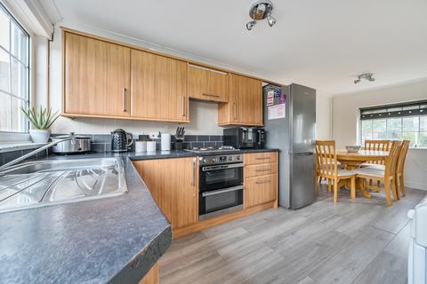 undefined, Carran Walk, Hampshire PO14