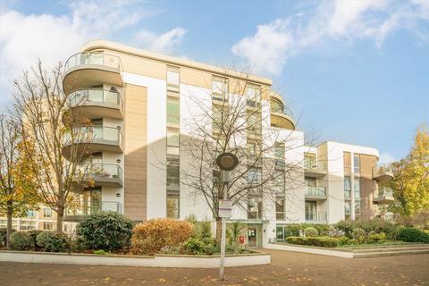 2 bedroom flat to rent, Clayponds Lane, Brentford TW8