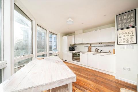 2 bedroom flat to rent, Clayponds Lane, Brentford TW8