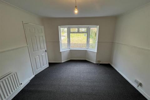 2 bedroom ground floor flat for sale, Carmel Road, Halifax