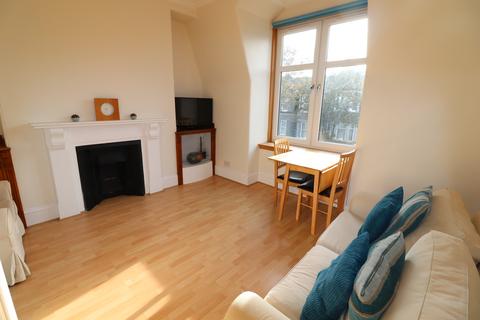 2 bedroom flat to rent, Union Grove, Aberdeen, AB10
