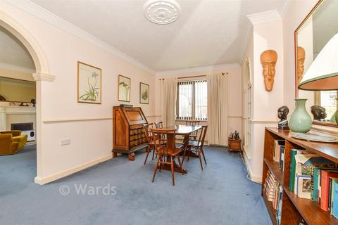 undefined, Palmers Brook, Hadlow, Tonbridge, Kent