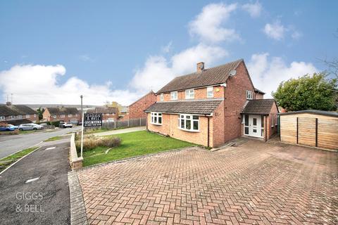 Redwood Drive, Luton, Bedfordshire, LU3