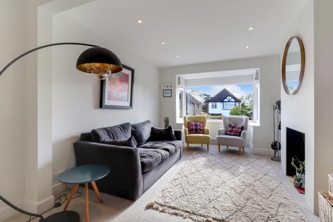 66 Shepherds Lane, Guildford, GU2 9SW