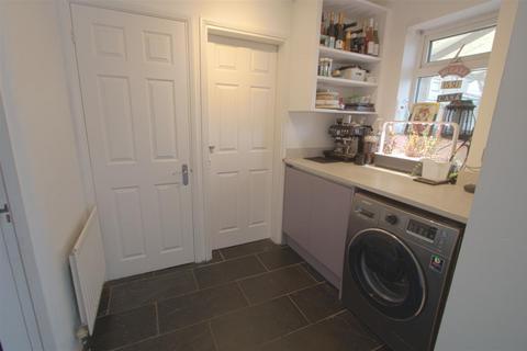 4 bedroom semi-detached house for sale, Atridge Chase, Billericay CM12