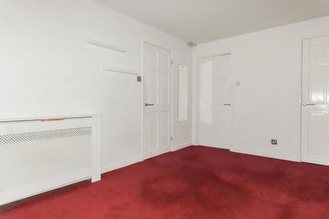 1 bedroom ground floor flat for sale, Slaley Close, Gateshead, Tyne and Wear, NE10 8TW