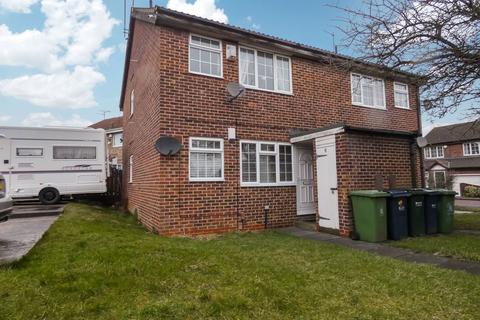 1 bedroom ground floor flat for sale, Slaley Close, Gateshead, Tyne and Wear, NE10 8TW