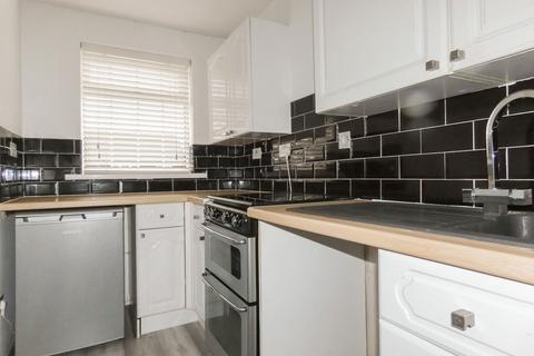 1 bedroom ground floor flat for sale, Slaley Close, Gateshead, Tyne and Wear, NE10 8TW