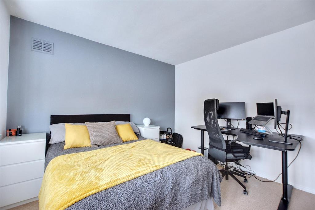 Bedroom 2 1.jpeg