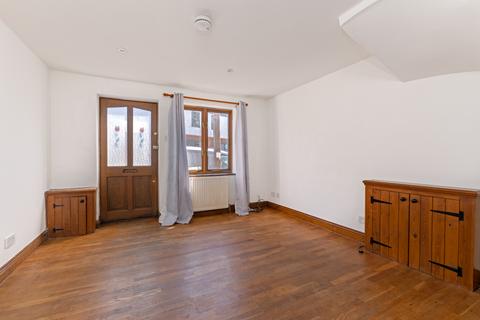 2 bedroom terraced house to rent, Station Road, Essex CM24