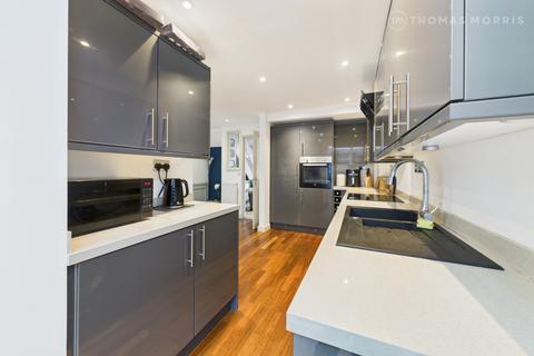 3 bedroom end of terrace house for sale, Wilkinson Close, St. Neots PE19