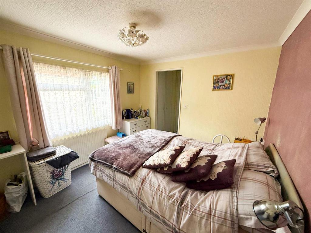 2 bed park home. Silsden