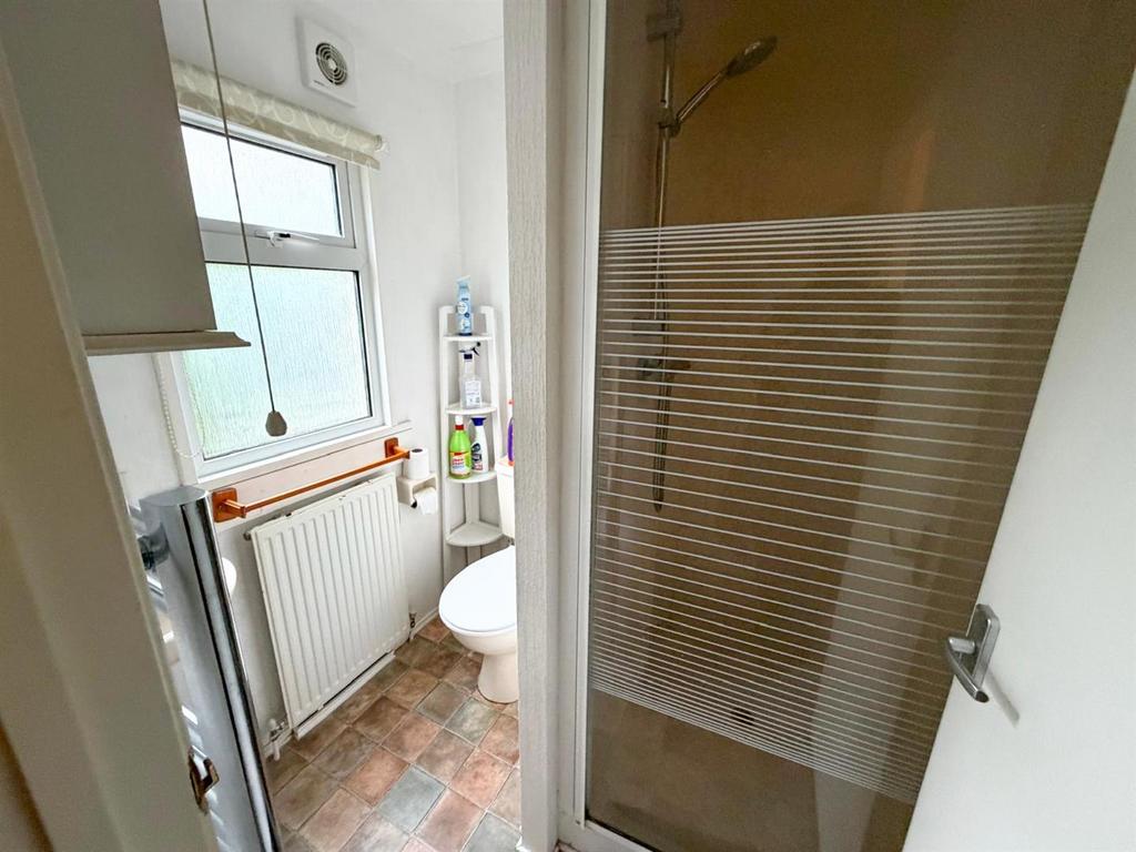 2 bed park home. Silsden