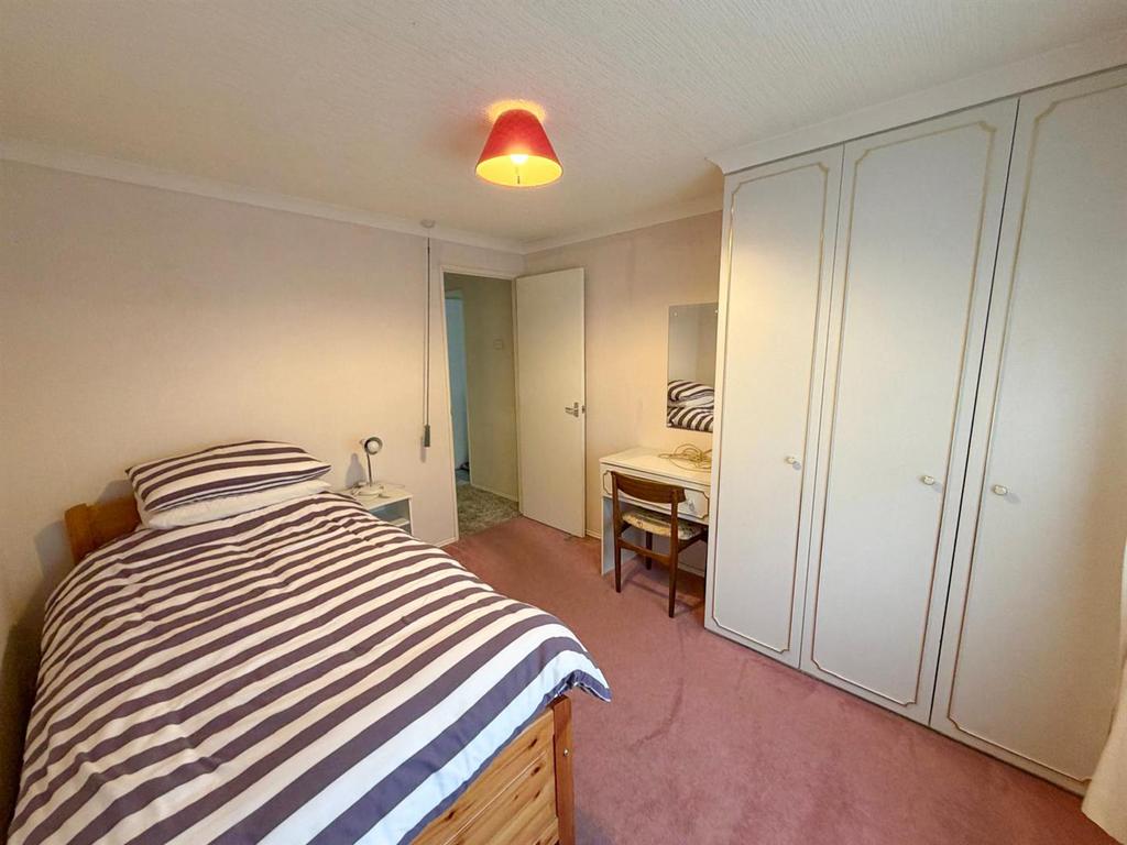 2 bed park home. Silsden