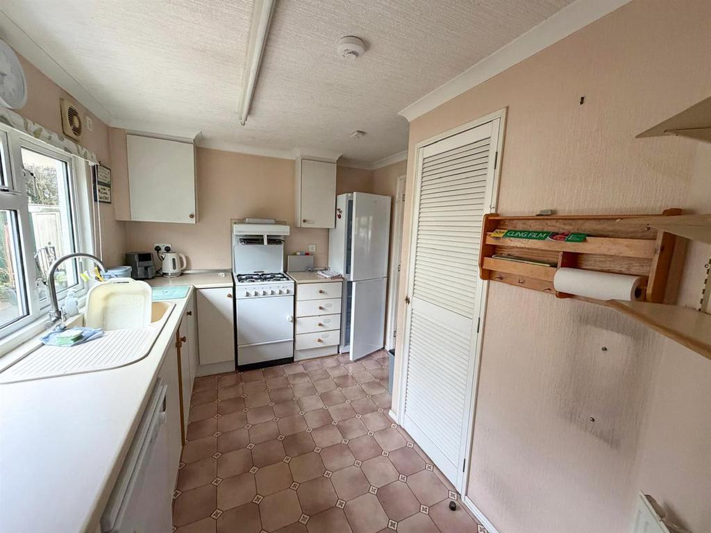 2 bed park home. Silsden