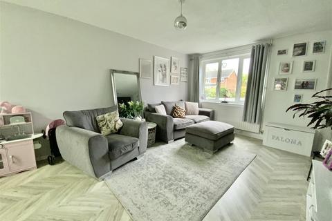 undefined, Petersham Close, Newport Pagnell