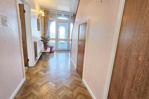 3 bedroom detached house for sale, Brook Road, off Scraptoft Lane