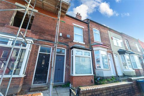 4 bedroom terraced house to rent, Winnie Road, Birmingham B29