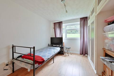 undefined, Claybury, Bushey, WD23