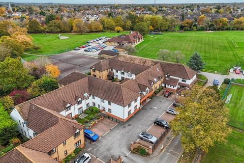 2 bedroom retirement property for sale, Roberts Court, Baddow Road, Chelmsford
