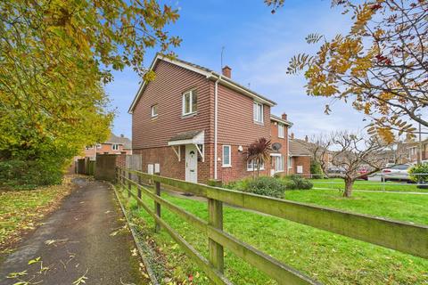 Elder Close, Reading, Reading, RG31