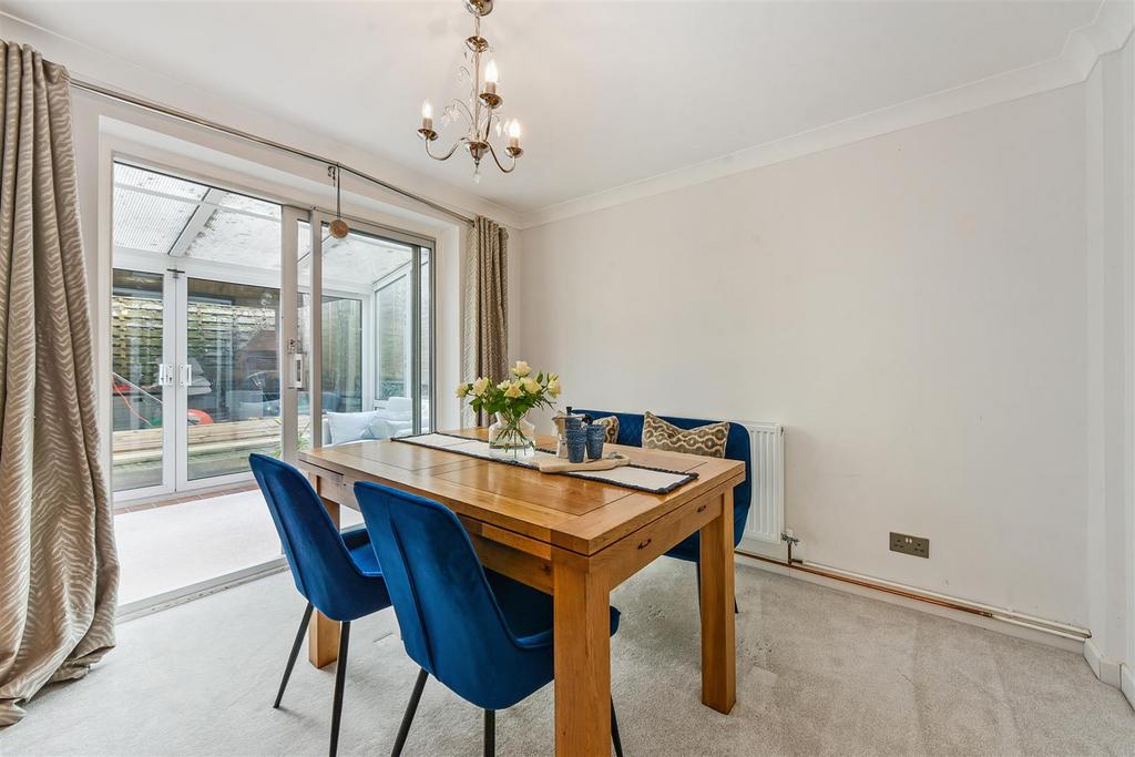 Sketch Ph43 6282273.jpg