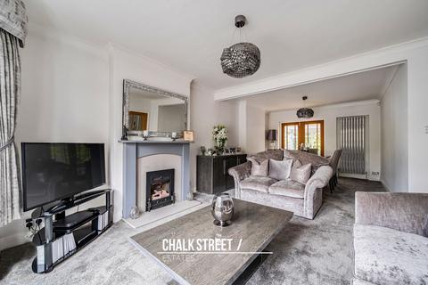 undefined, Slewins Lane, Hornchurch, RM11