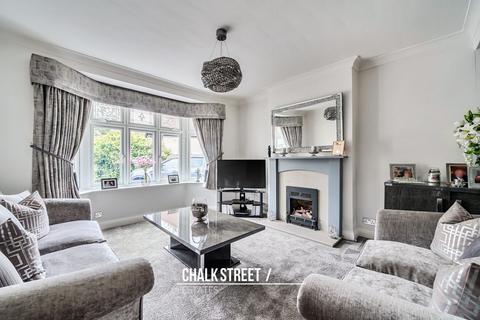 undefined, Slewins Lane, Hornchurch, RM11