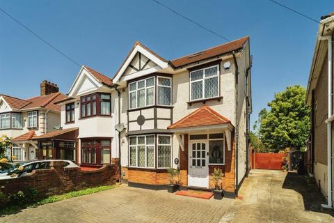 4 bedroom semi-detached house for sale, Sutton Hall Road, Hounslow, TW5 0PY