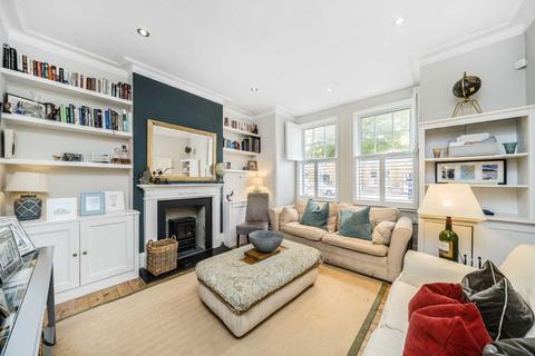 2 bedroom flat for sale, Queenstown Road, London SW8