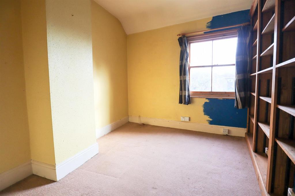 Bedroom 2.jpg