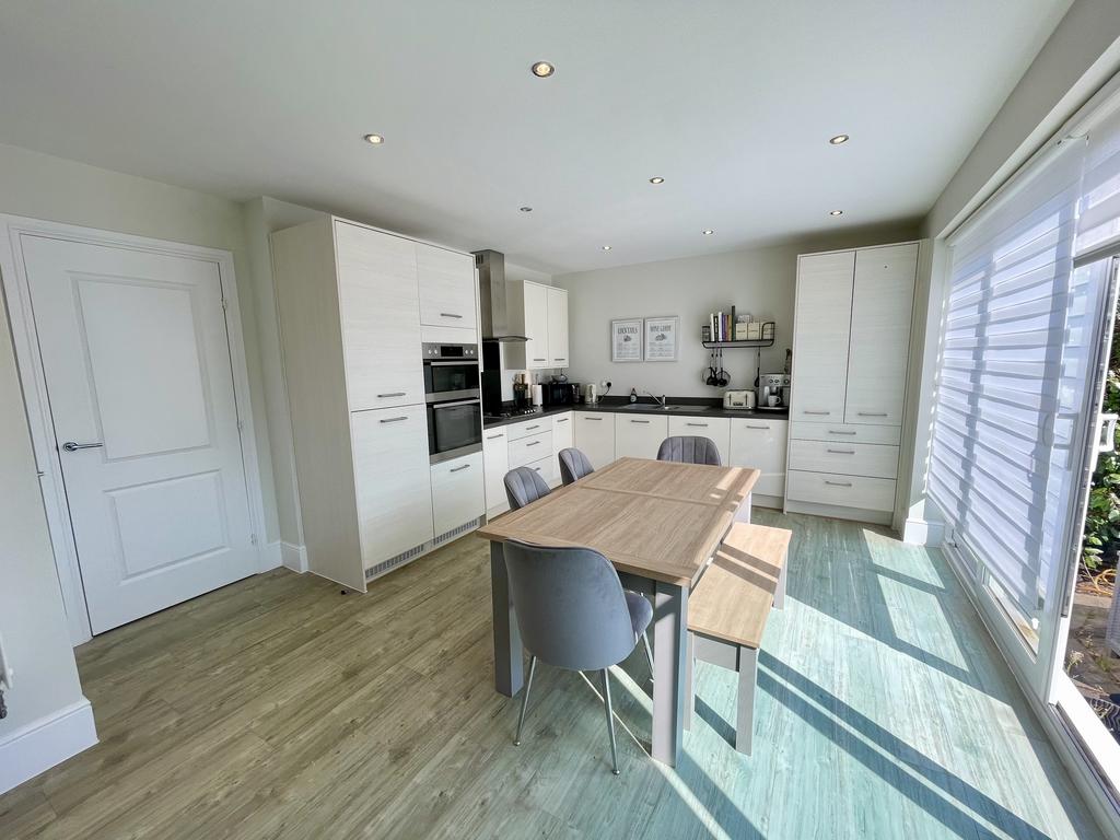 Kitchen 3