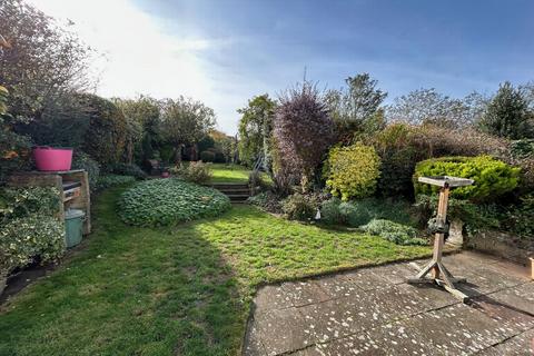 3 bedroom semi-detached house for sale, Hillcrest Road, Orpington, BR6