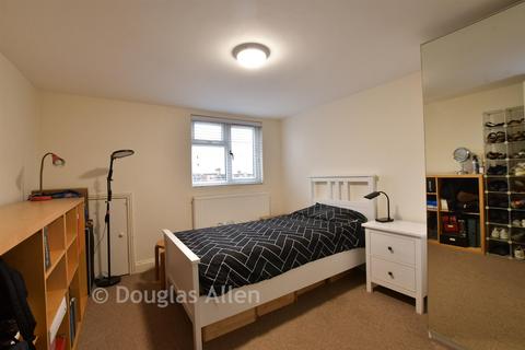 5 bedroom terraced house for sale, Colchester Road, Leyton