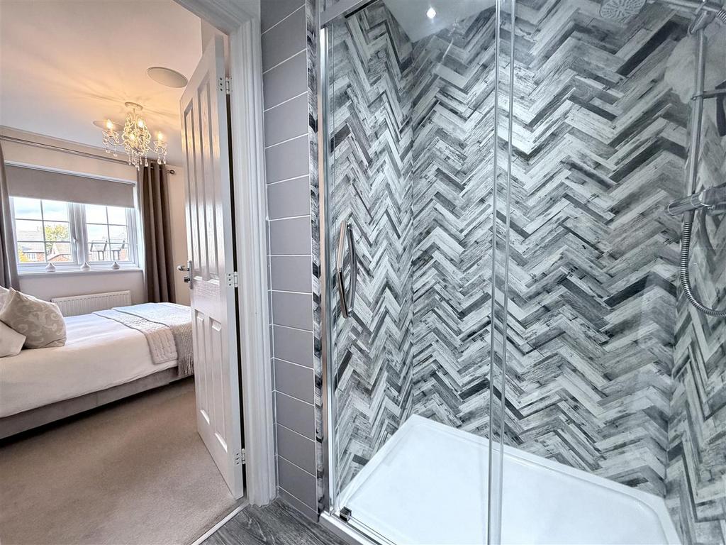 En-Suite shower