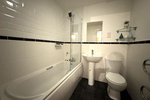 2 bedroom apartment to rent, Fishermans Way, SWANSEA, Maritime Quarter, SA1