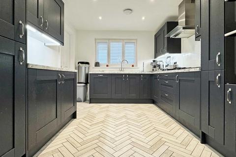 4 bedroom detached house for sale, Dormer Drive, Silver End, Witham