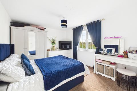 undefined, Great Western Road, Gloucester, Gloucestershire, GL1
