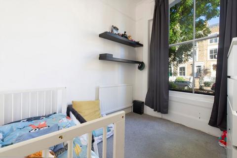 2 bedroom flat for sale, Mildmay Road, London N1