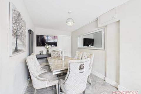 2 Cartmel Close, Wrexham, LL13 0LA