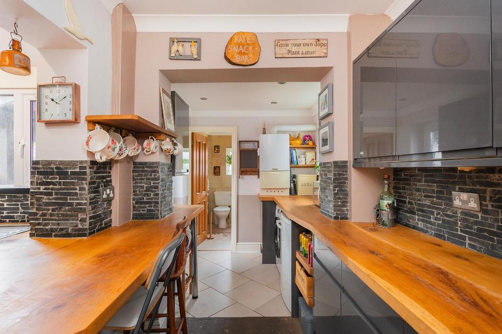 0 W1 SSE - Kitchen C.jpg
