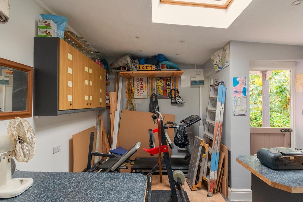 0 W1 SSE - Office Workshop B.jpg