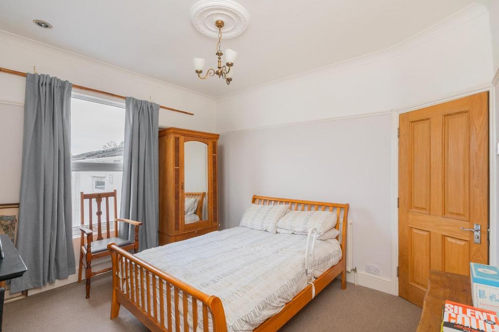 0 W1 SSE - Bedroom D.jpg