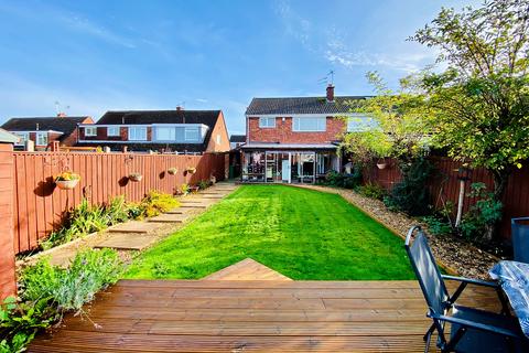 3 bedroom semi-detached house for sale, Bignal Drive, Leicester Forest East, LE3