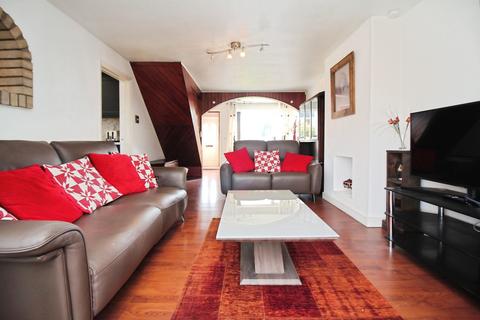3 bedroom semi-detached house for sale, Bignal Drive, Leicester Forest East, LE3