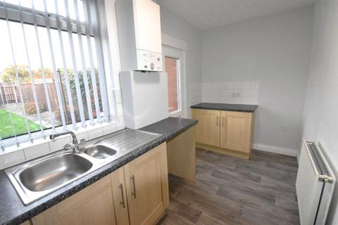 2 bedroom terraced house to rent, Brooklands Road, Hull, HU5